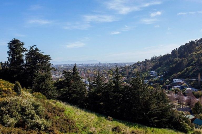 Photo of property in 130 Bowenvale Avenue, Cashmere, Christchurch, 8022