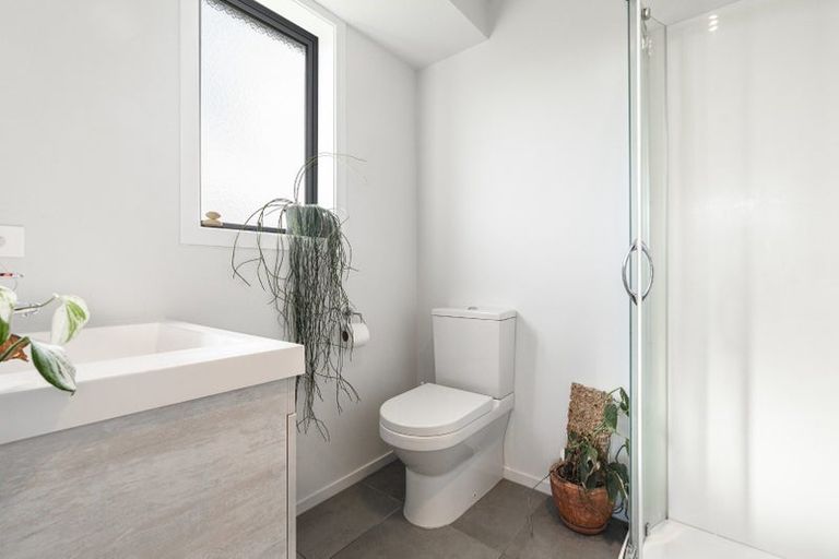 Photo of property in 1 Antrim Glade, Welcome Bay, Tauranga, 3175