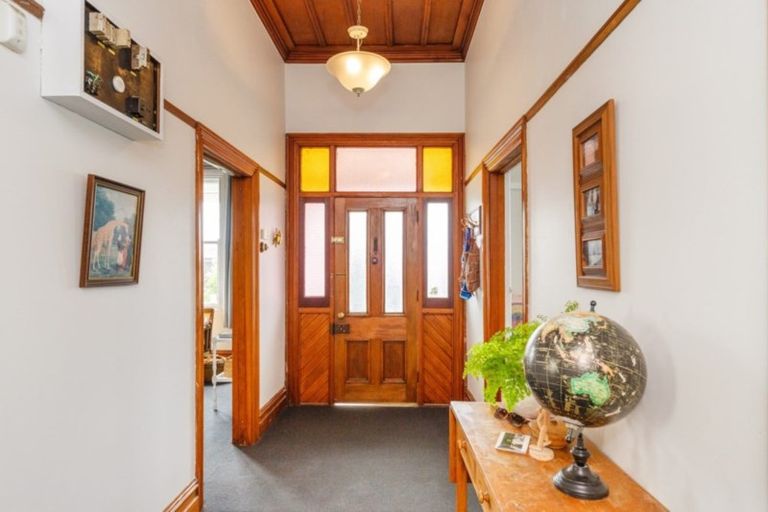 Photo of property in 234 Grey Street, Palmerston North, 4414