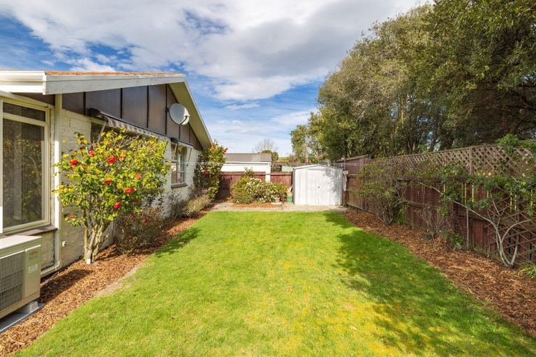 Photo of property in 2/45 Valecrest Avenue, Parklands, Christchurch, 8083