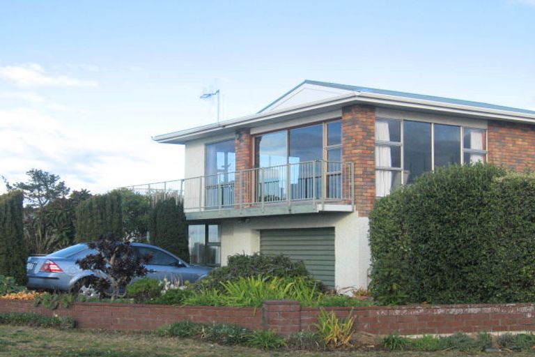 Photo of property in 63 Le Quesne Road, Bay View, Napier, 4104