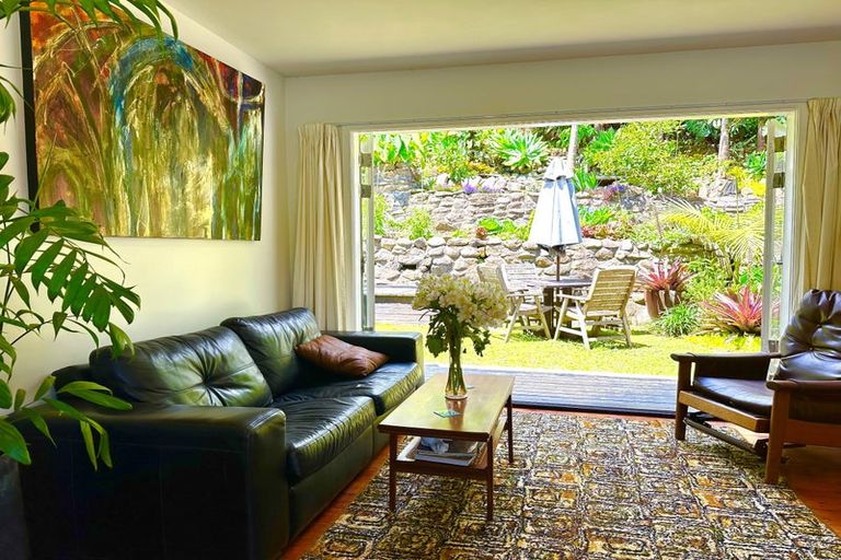 Photo of property in 16 Otuturu Crescent, Ruamahunga, Thames, 3575