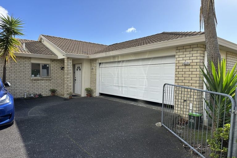 Photo of property in 2/700 Chapel Road, Dannemora, Auckland, 2016
