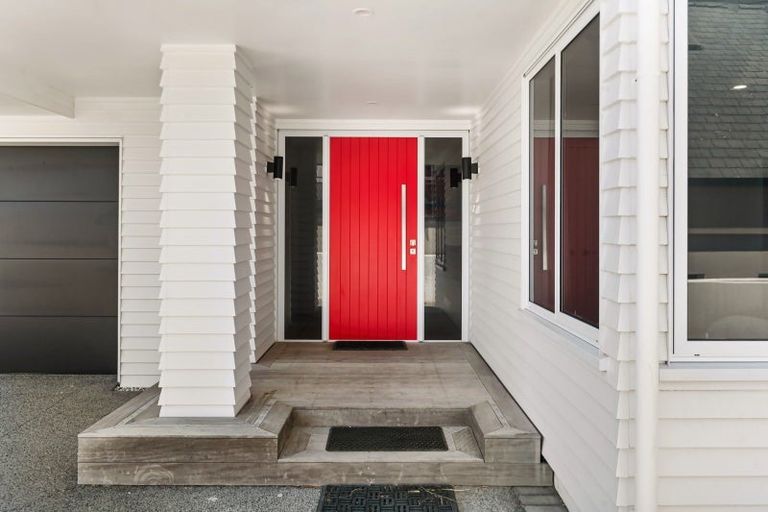 Photo of property in 203 Marine Parade, Mount Maunganui, 3116