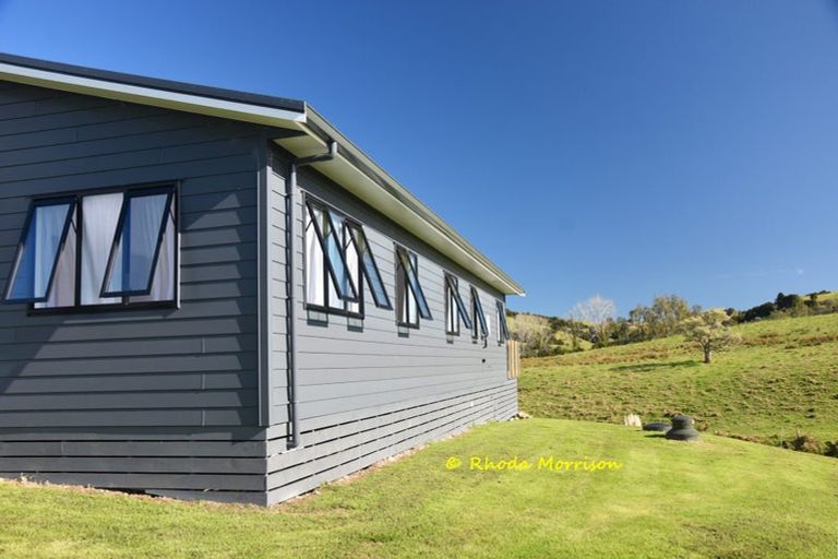 Photo of property in 12 Arahanga Road, Paparoa, 0571