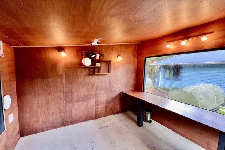 Photo of property in 45 Gillespies Road, Birchville, Upper Hutt, 5018