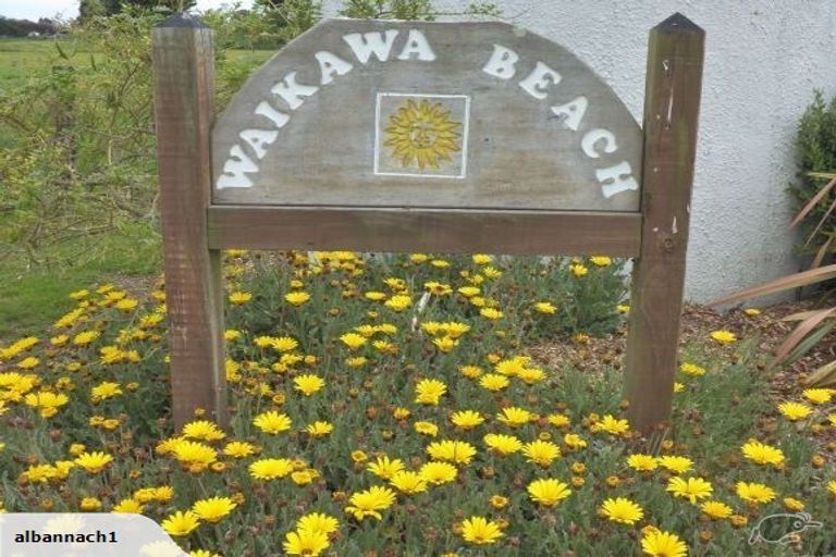 Photo of property in 7 Sand Dune Grove, Waikawa Beach, Manakau, 5573