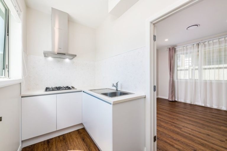 Photo of property in 22 Mackay Drive, Greenhithe, Auckland, 0632