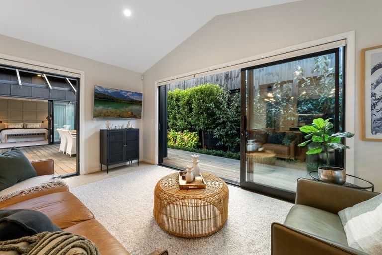 Photo of property in 5 Brendan Close, Omokoroa, 3114