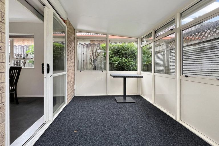 Photo of property in 12 Stewart Gibson Place, Manurewa, Auckland, 2105