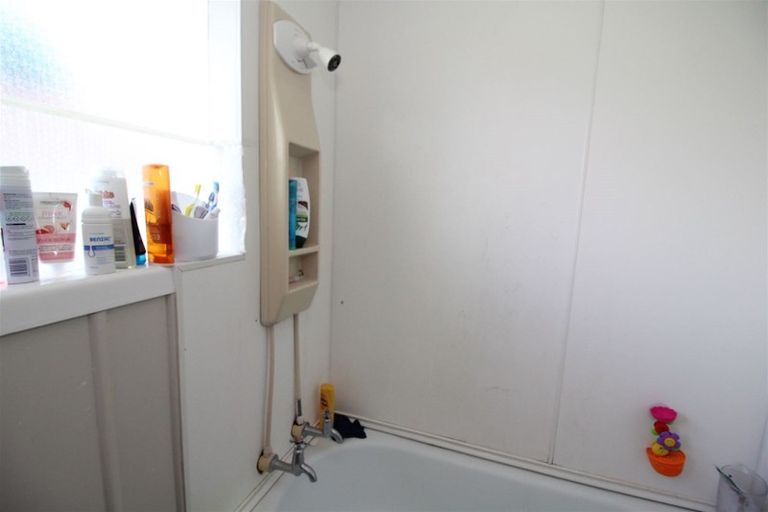 Photo of property in 5 Kowhai Place, Tokoroa, 3420