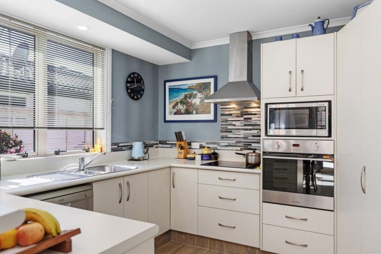 Photo of property in 11/17 Simmonds Grove, Greerton, Tauranga, 3112