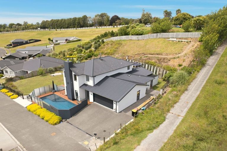 Photo of property in 11 Kissling Terrace, Pyes Pa, Tauranga, 3112