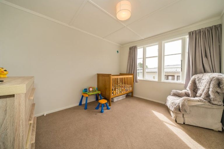 Photo of property in 26 Cleland Crescent, Naenae, Lower Hutt, 5011