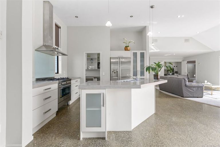 Photo of property in 15 Malbec Place, Rototuna, Hamilton, 3210