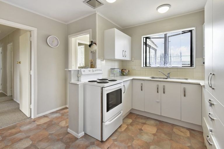 Photo of property in 26 Cosgrave Road, Papakura, 2110