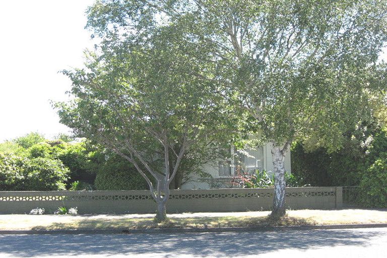 Photo of property in 8 Cottonwood Street, Parklands, Christchurch, 8083