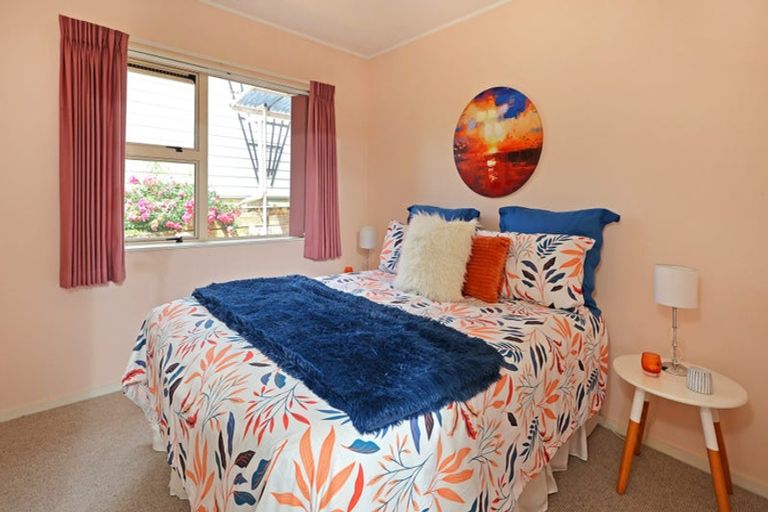 Photo of property in 139a Flanshaw Road, Te Atatu South, Auckland, 0610