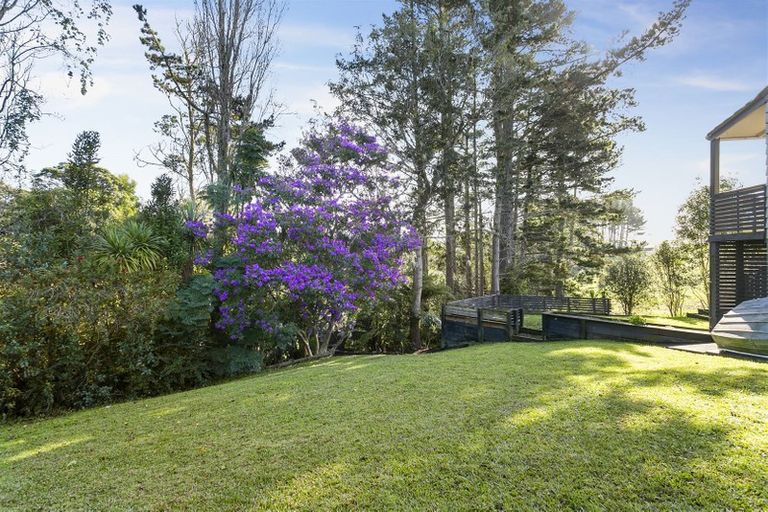 Photo of property in 13 Glenbury Place, Massey, Auckland, 0614