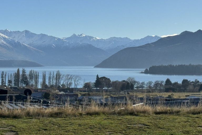 Photo of property in Meadowstone Alpha Series, 2 Petalite Lane, Wanaka, 9305