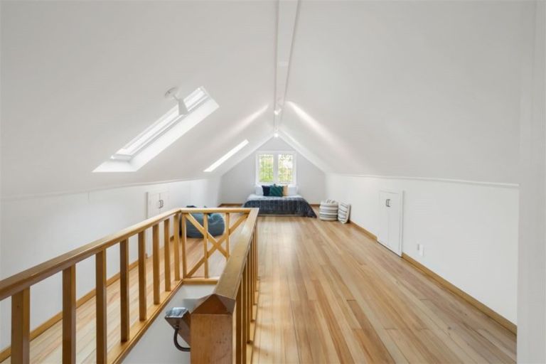 Photo of property in 32 Hawkesbury Avenue, St Albans, Christchurch, 8014