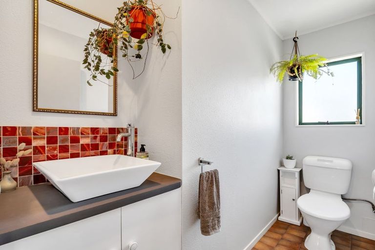 Photo of property in 11 Ohiwa Parade, Ohope, 3121