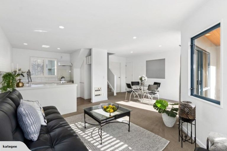 Photo of property in 3/16 Rhodes Street, Merivale, Christchurch, 8014