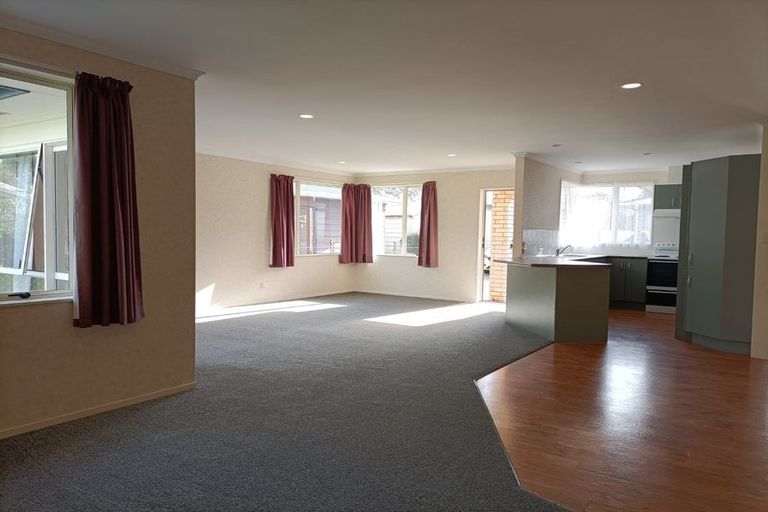 Photo of property in 7a Collie Road, Pukekohe, 2120