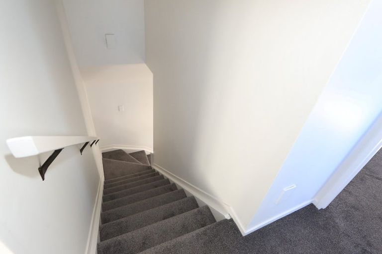 Photo of property in Ingrids Picture Framing, 102 Willowpark Road South, Parkvale, Hastings, 4122