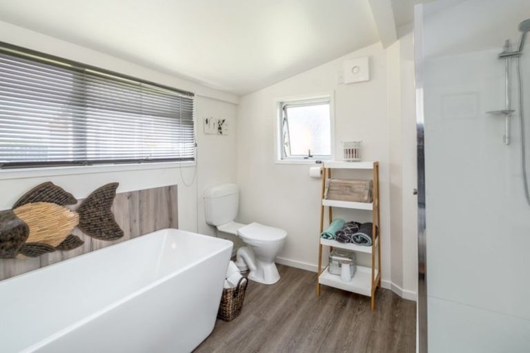 Photo of property in 1 Sedcole Street, Pahiatua, 4910