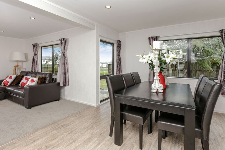 Photo of property in 1/29 Hill Crescent, New Lynn, Auckland, 0600