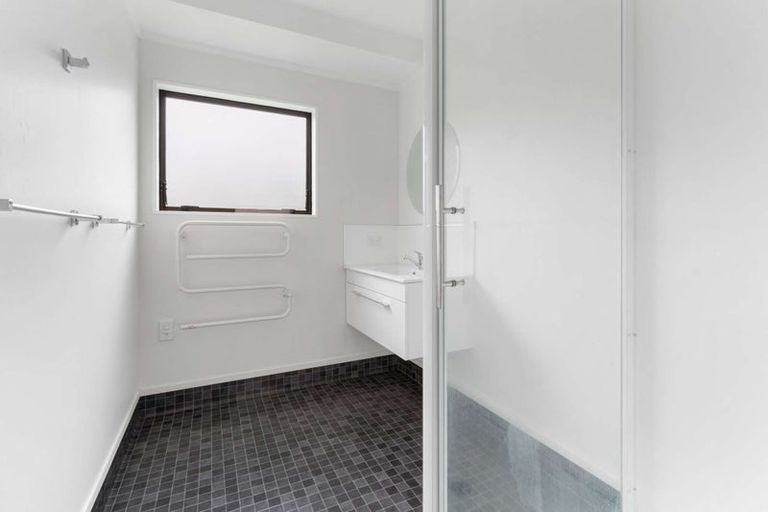 Photo of property in 4a Saint Lukes Place, Bader, Hamilton, 3206