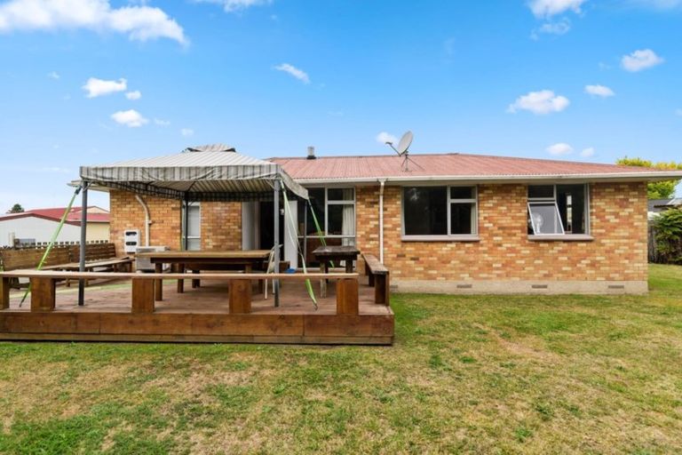 Photo of property in 28 Tania Crescent, Western Heights, Rotorua, 3015