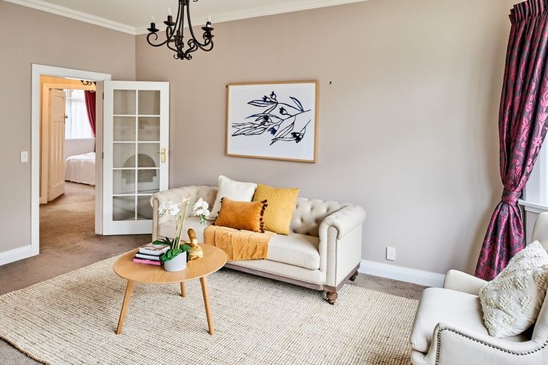 Photo of property in 172 Knights Road, Hutt Central, Lower Hutt, 5011