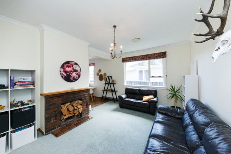 Photo of property in 100 Manawatu Street, Hokowhitu, Palmerston North, 4410
