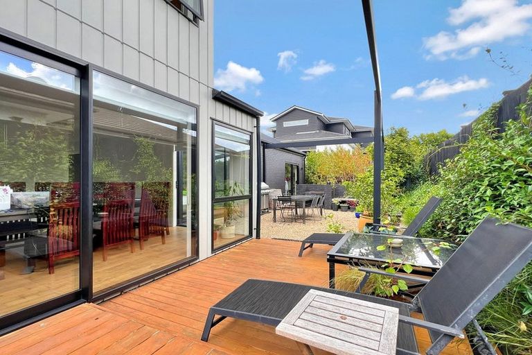 Photo of property in 3 Podgora Avenue, Kumeu, 0810