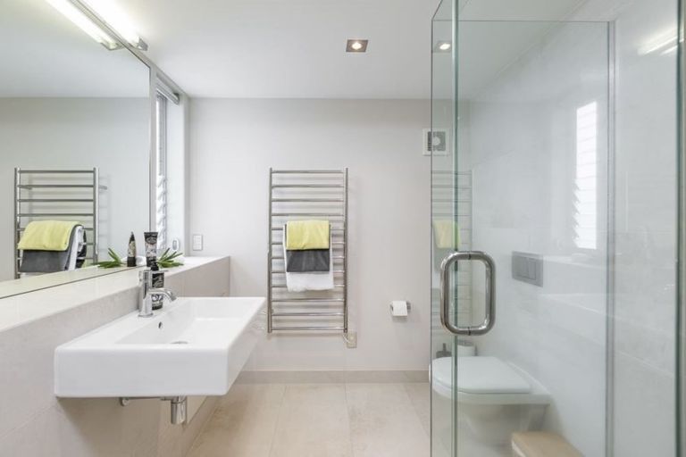 Photo of property in 44a Castor Bay Road, Castor Bay, Auckland, 0620