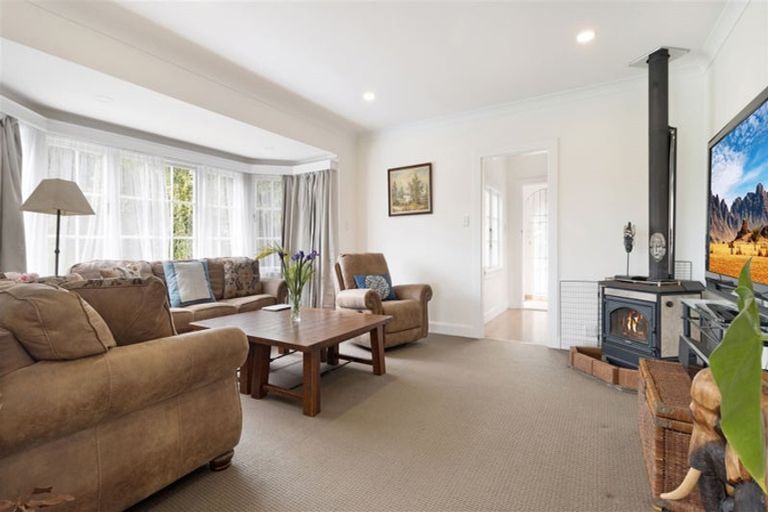 Photo of property in 115 Awhitu Road, Karioitahi, Waiuku, 2683