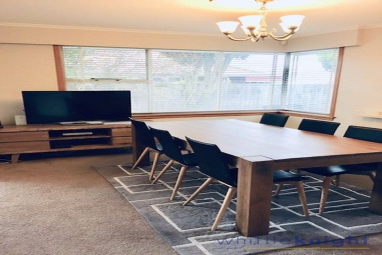 Photo of property in 6 Aileen Place, Upper Riccarton, Christchurch, 8041