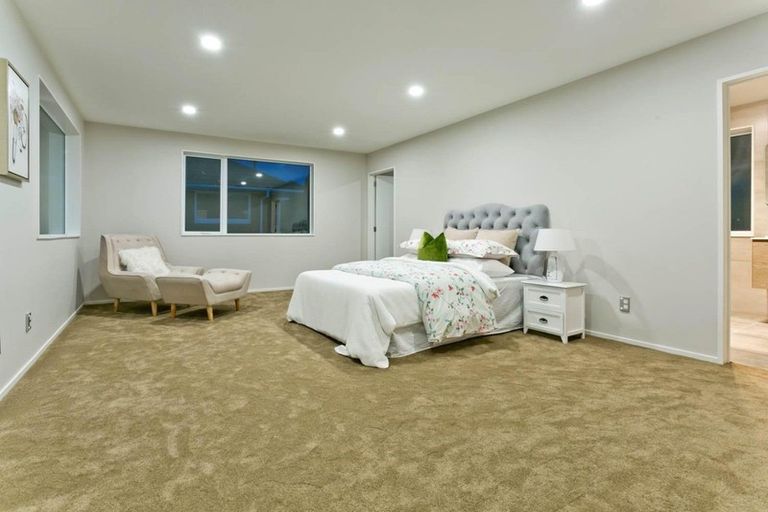 Photo of property in 6c Seaview Road, Milford, Auckland, 0620
