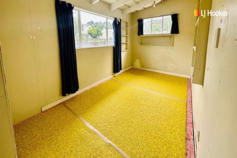 Photo of property in 111 Harbour Terrace, North Dunedin, Dunedin, 9016