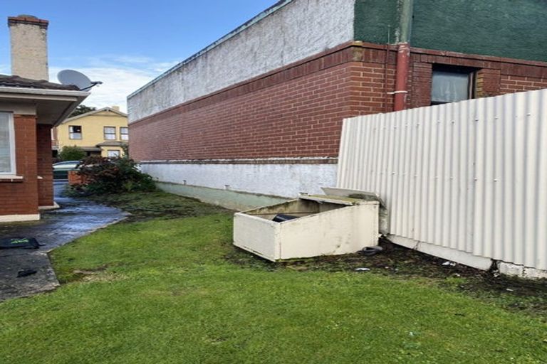 Photo of property in 8 Howe Street, North Dunedin, Dunedin, 9016