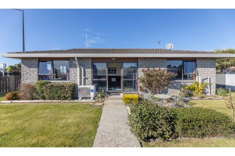 Photo of property in 1 Byron Street, Rolleston, 7614