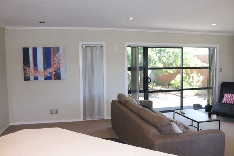 Photo of property in 65a Rosalie Terrace, Kelvin Grove, Palmerston North, 4414