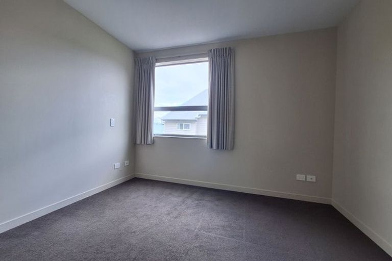 Photo of property in 9/2 Stone Street, Miramar, Wellington, 6022