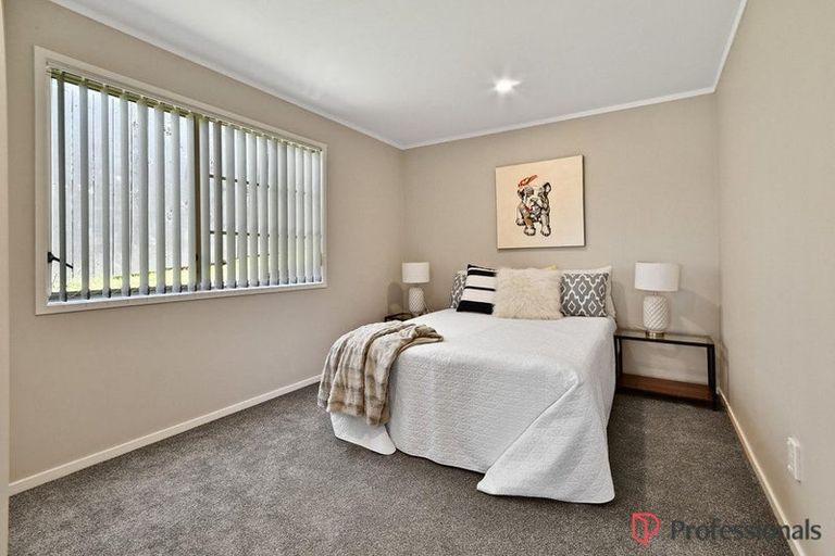 Photo of property in 31 Ilford Crescent, Mangere, Auckland, 2022