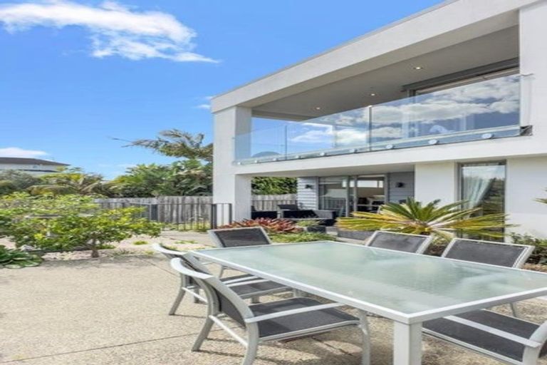 Photo of property in 38a Takutai Avenue, Bucklands Beach, Auckland, 2012