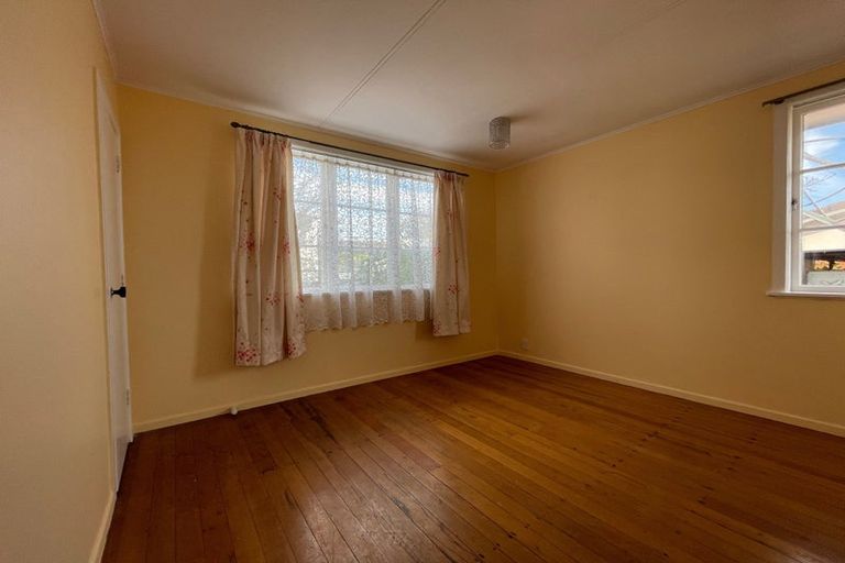 Photo of property in 1/17 Astley Avenue, New Lynn, Auckland, 0600