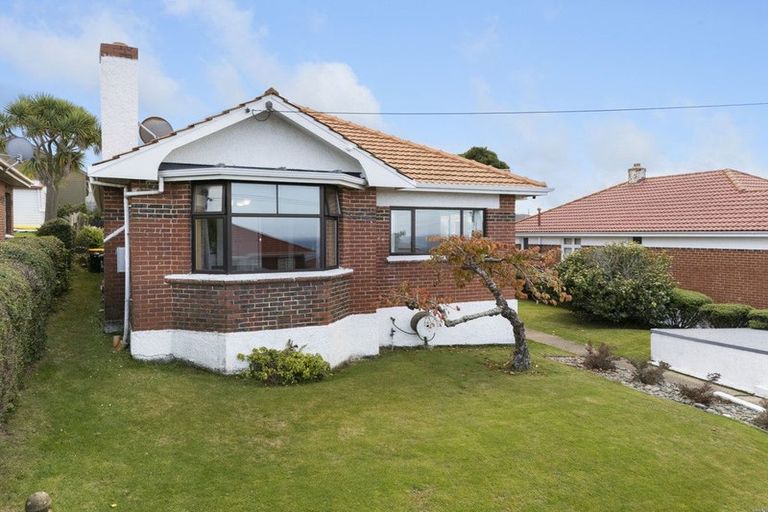 Photo of property in 96 Middleton Road, Kew, Dunedin, 9012