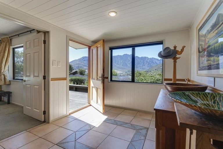 Photo of property in 47 Marina Drive, Frankton, Queenstown, 9300